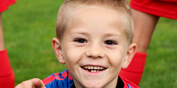 5t50n4d4m52u6gf-footballer-3828416-1920.jpeg