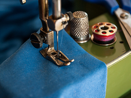 95n8lojlc6oulh2-canva-sewing-in-a-sewing-machine.jpg